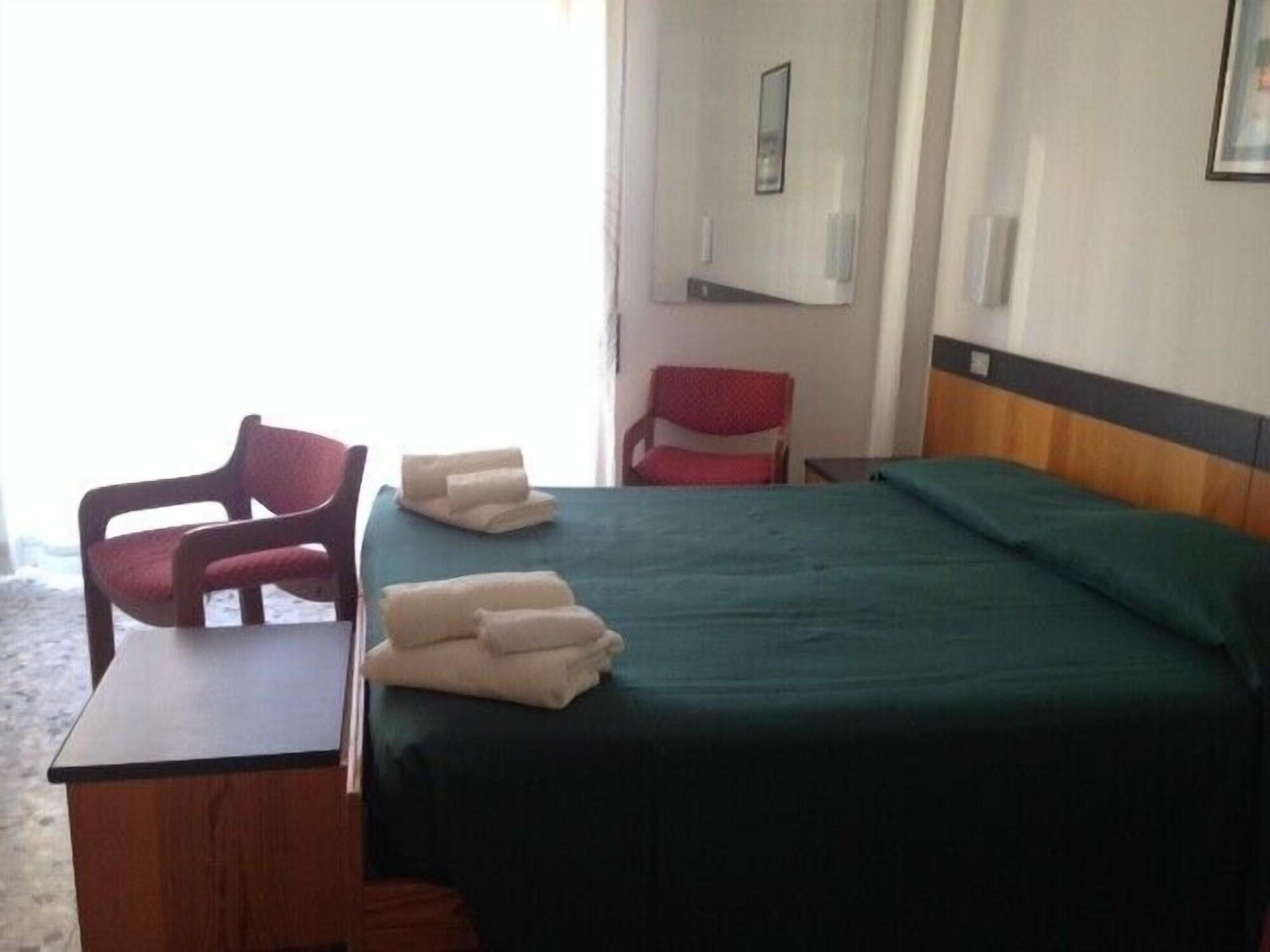 Hotel Minerva Pietra Ligure Exteriör bild