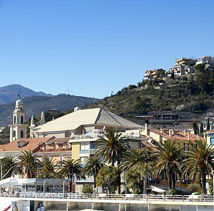 Hotel Minerva Pietra Ligure Exteriör bild