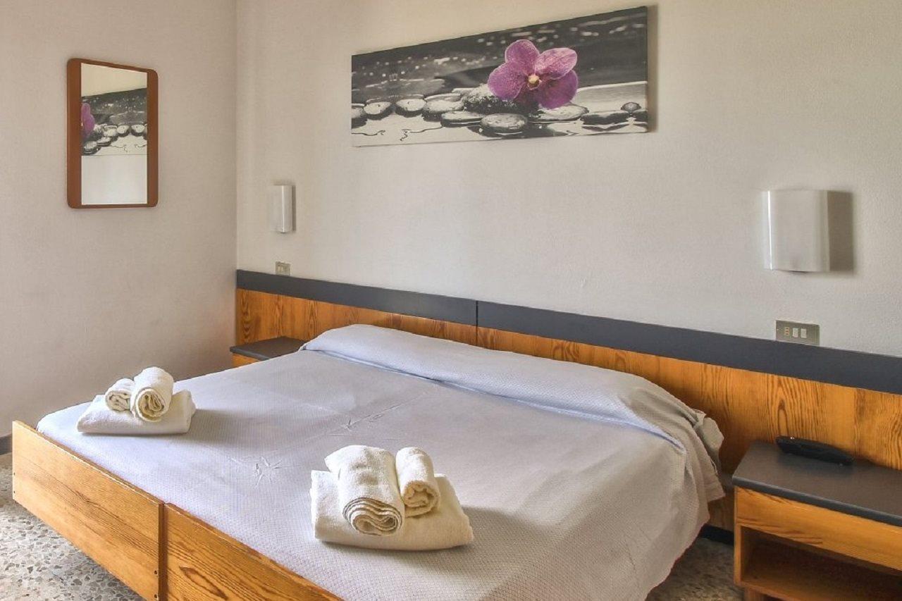 Hotel Minerva Pietra Ligure Exteriör bild