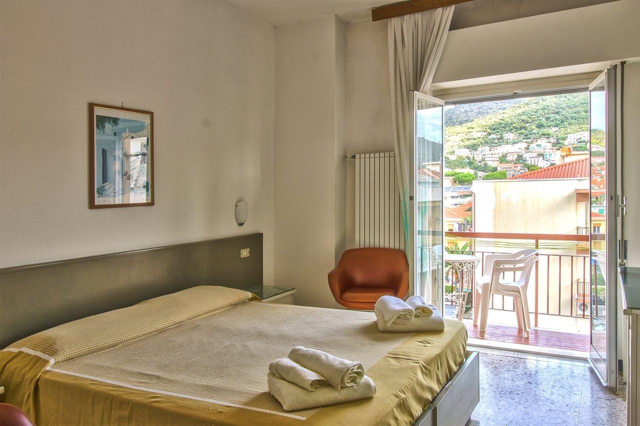 Hotel Minerva Pietra Ligure Exteriör bild